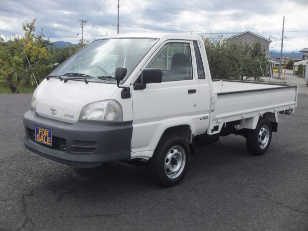 ★17y  ﾗｲﾄｴｰｽ(T) ﾛﾝｸﾞ ｼﾝｸﾞﾙｼﾞｬｽﾄﾛｰ 4WD 850kg積載  入庫しました！